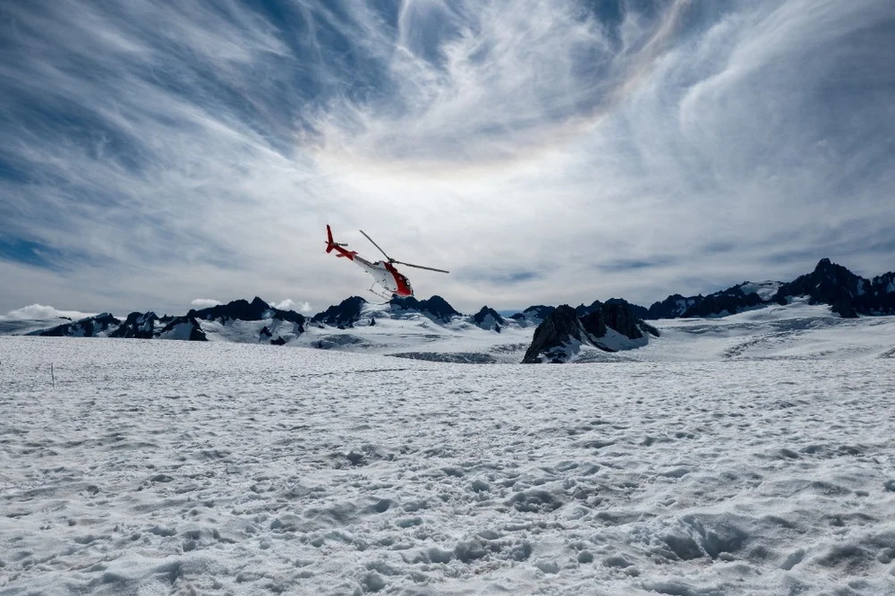 Glacier alpine flight